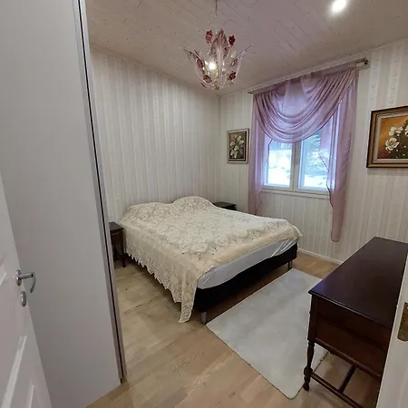 Apartament Tilava Kaksio Paritalosta