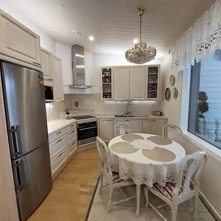 Tilava Kaksio Paritalosta *